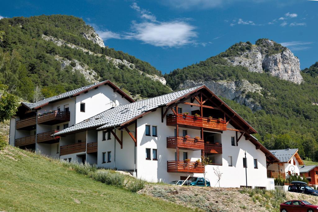 Residence Plein Soleil Avrieux Bagian luar foto