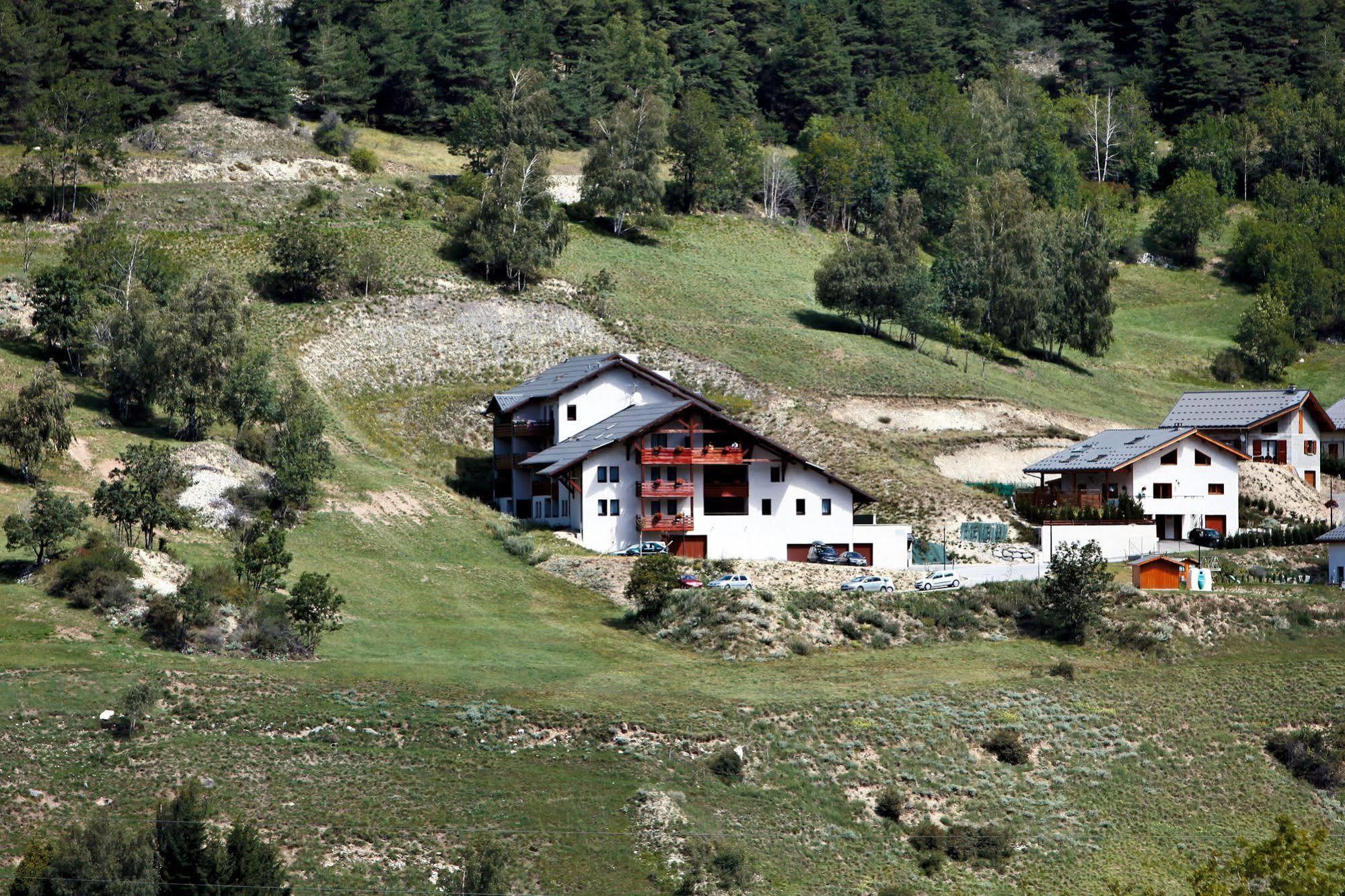 Residence Plein Soleil Avrieux Bagian luar foto